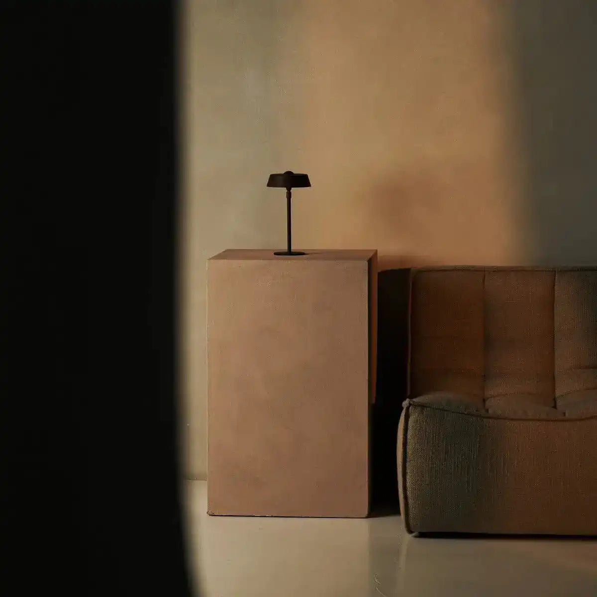 Luca Mocha Brown - USB wiederaufladbare Lampe l minimalistisch, verspielt und dimmbar