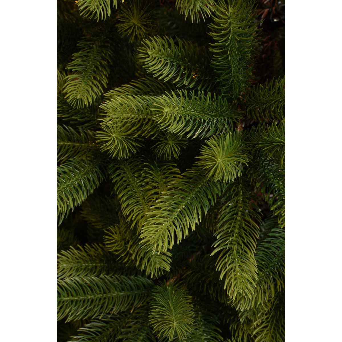 Künstlicher Weihnachtsbaum – H210 x Ø115 cm – Grün
