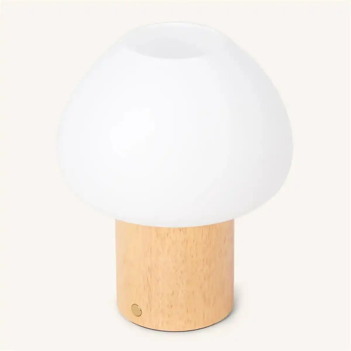 Fynn Hellbraune Holzlampe – wiederaufladbar, dimmbar und stilvoll