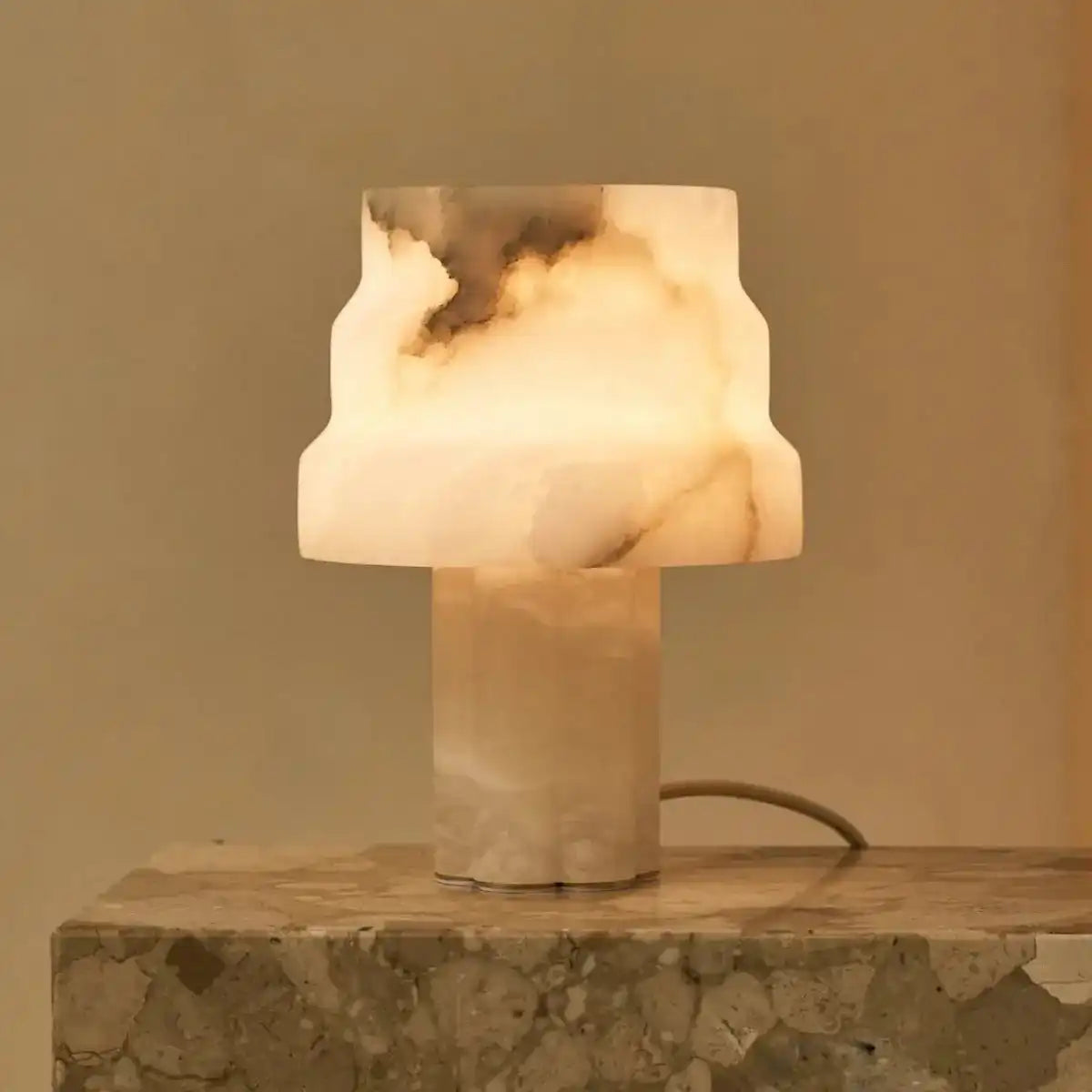 Alessandra Alabasterlampe | Elegante moderne Beleuchtung für Innenräume