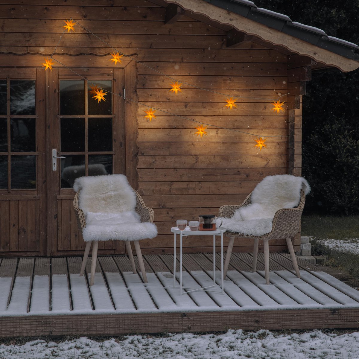 LED-Lichterkette "3D-STERNE" aus Kunststoff in gelb, mit fest verbauten LEDs, Weihnachtsdeko für Außen