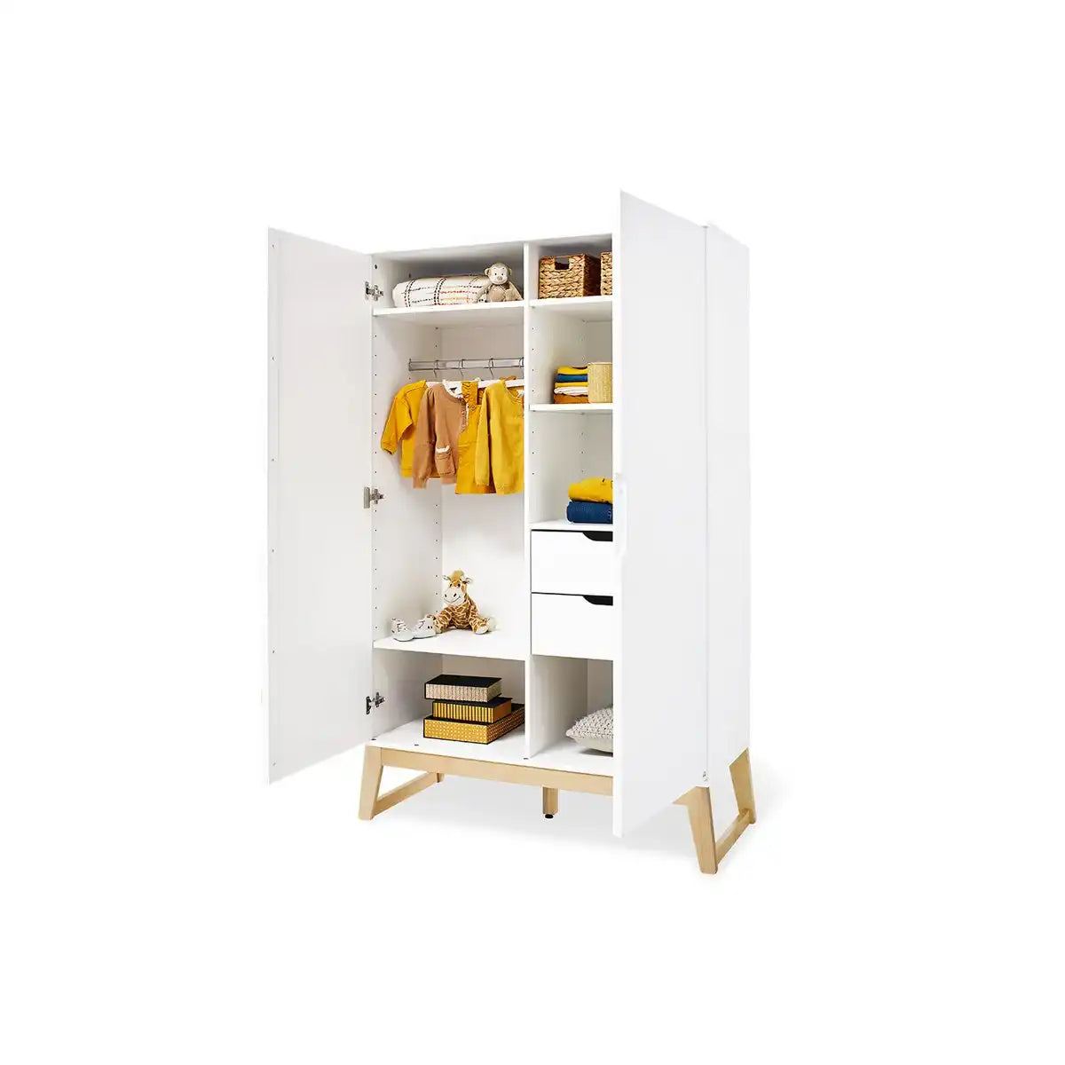 Baumschule 'Bridge' breit
3-teilig: Kinderbett, breite Wickelkommode, 2-türiger Kleiderschrank - HomeDesign Knaus