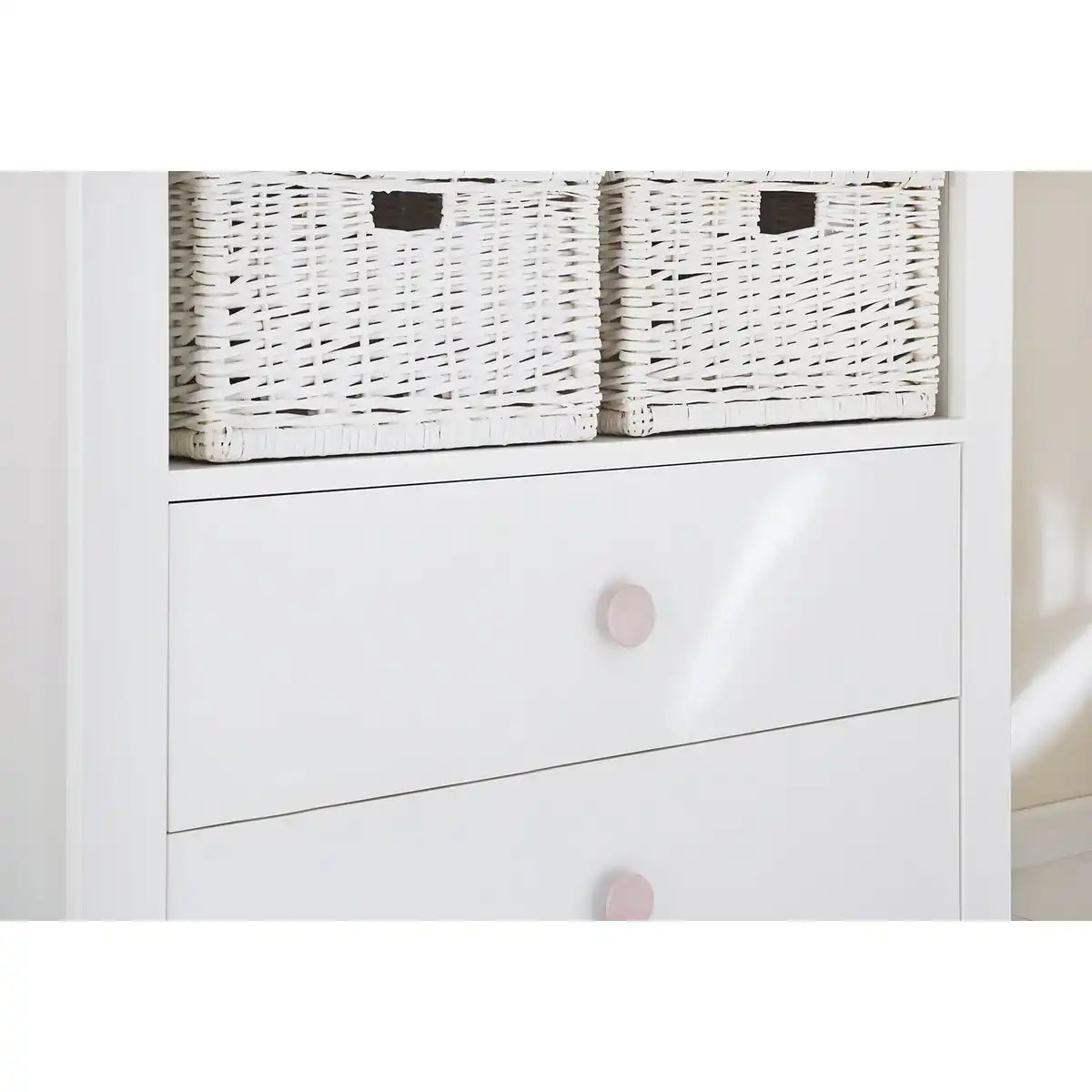 Baumschule 'Florentina' extra breit groß
3-teilig: Kinderbett, extra breite Wickelkommode, großer Kleiderschrank - HomeDesign Knaus
