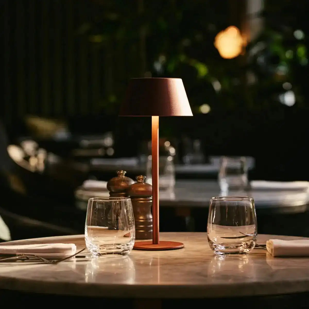 Milou Bronze - Tischlampe ohne Kabel l moderne, Design- und 3 Lichtmodi
