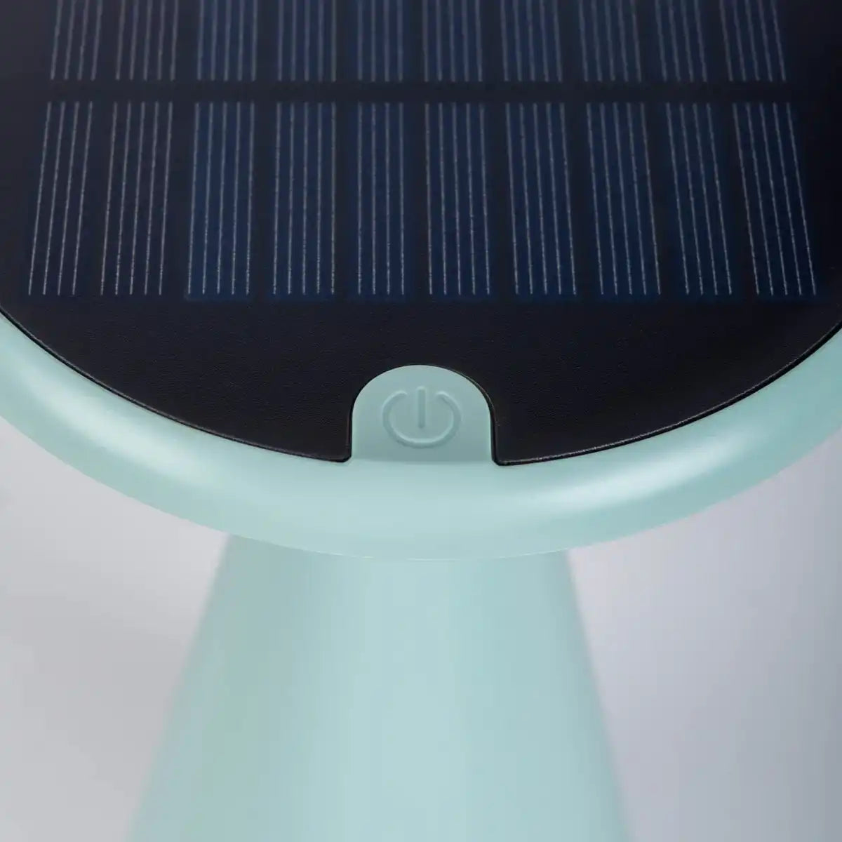 Solar-Akku-Tischleuchte "Palu" für Außen und Innen, aus Kunststoff in Grün , 20 cm hoch