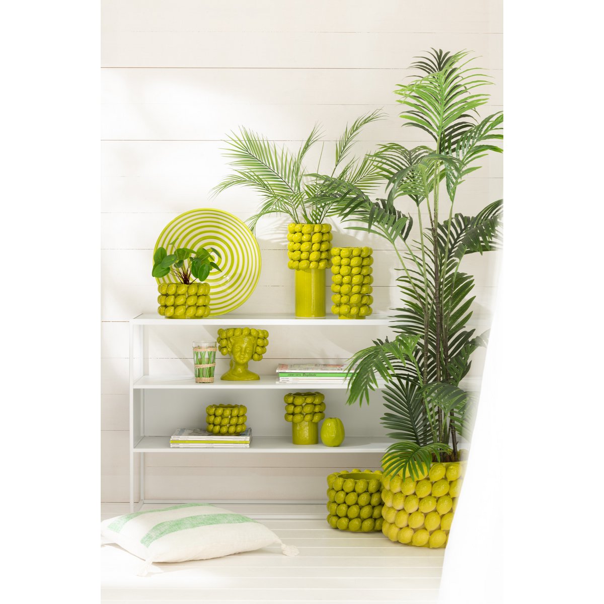 J -Line Vase Lime - Keramik - grün - groß - 34,5 cm hoch