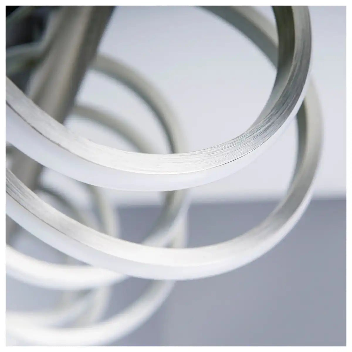 LED Deckenleuchte "BELLEZA", moderne Deckenlampe aus Metall und Kunststoff in Nickel matt und Weiß, mit fest verbauten LEDs, 100cm lang. Die ideale Beleuchtung für Wohnzimmer, Esszimmer oder Küche.