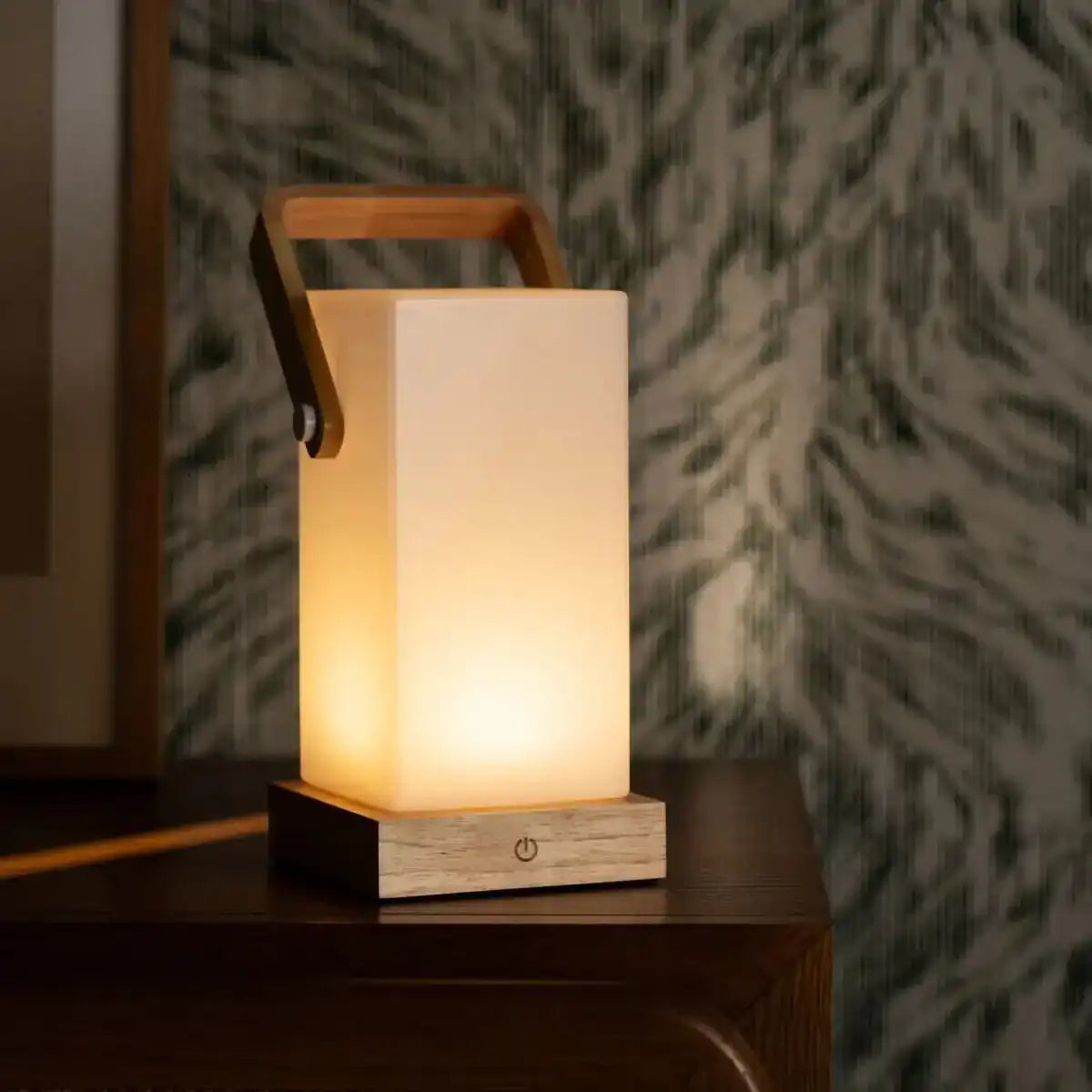 Harper Hellbraune Holzlampe – kabellose wiederaufladbare Tischlampe mit Griff