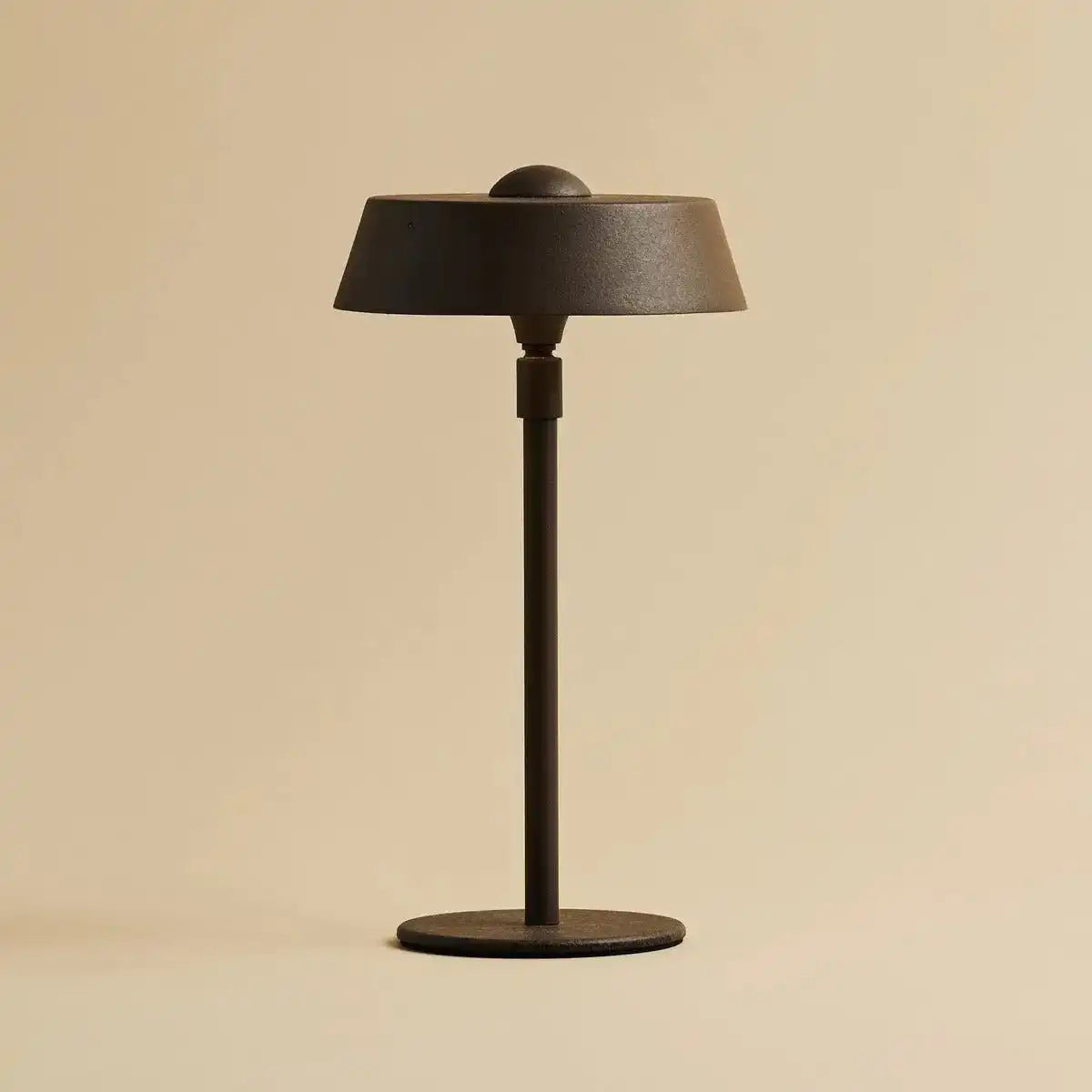Luca Mocha Brown - USB wiederaufladbare Lampe l minimalistisch, verspielt und dimmbar