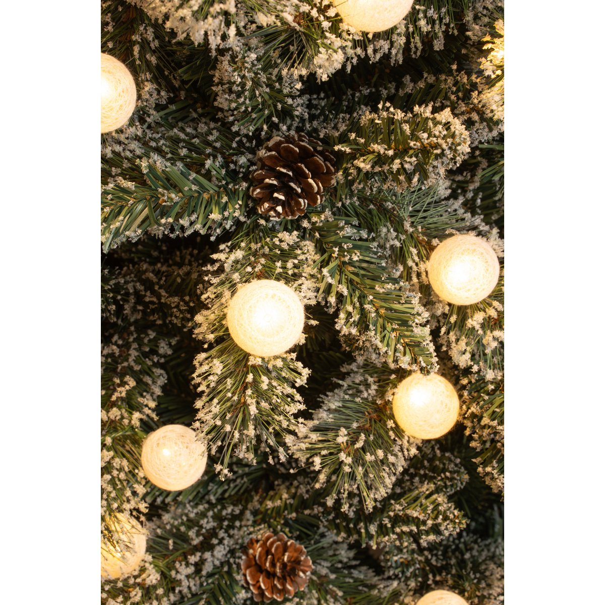 Künstlicher Weihnachtsbaum im Topf mit LED-Beleuchtung – H90 x Ø51 cm – Grün gefrostet, Rot