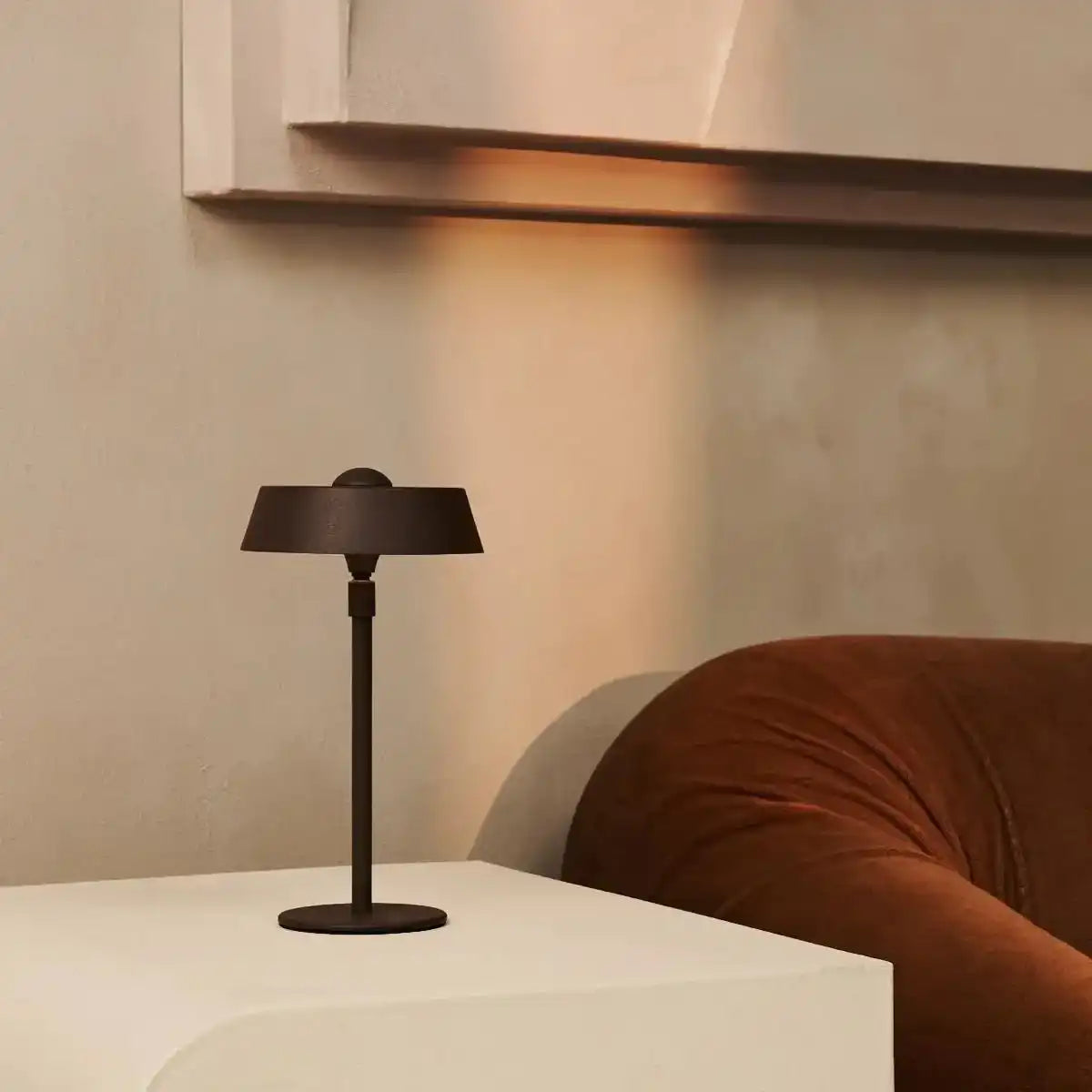 Luca Mocha Brown - USB wiederaufladbare Lampe l minimalistisch, verspielt und dimmbar