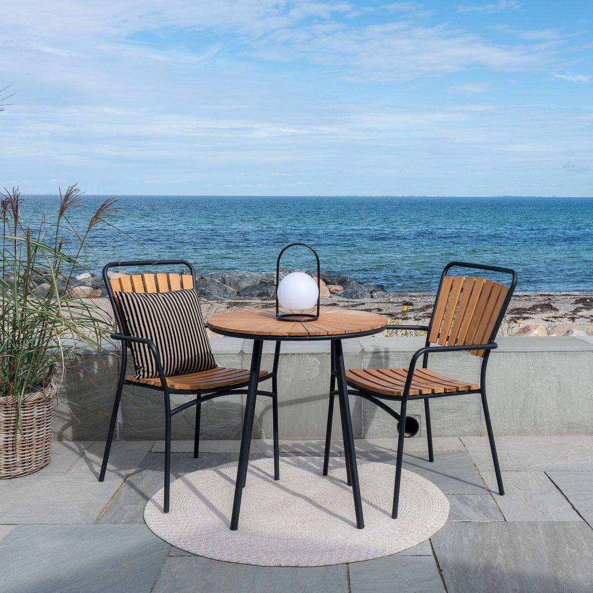 Cleveland Café Table – Cafétisch, Tischplatte aus Teakholz, natur, schwarze Beine, ø70x74 cm - HomeDesign Knaus