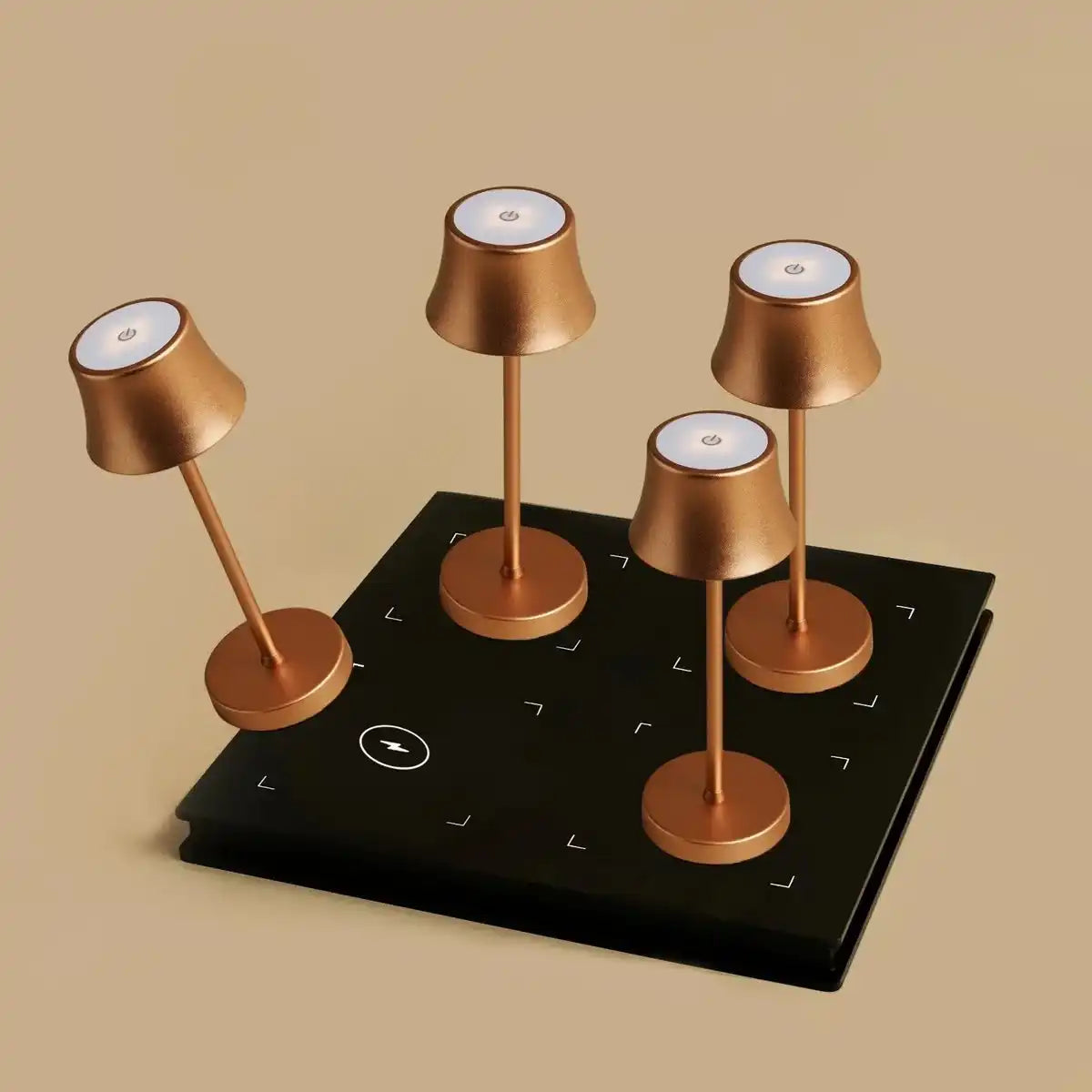 Combi-Set-4 x de pijp Mini Kupfer wiederaufladbare Tischlampen & 1 x Amstel Wireless Ladestation mit Qi-Technologie