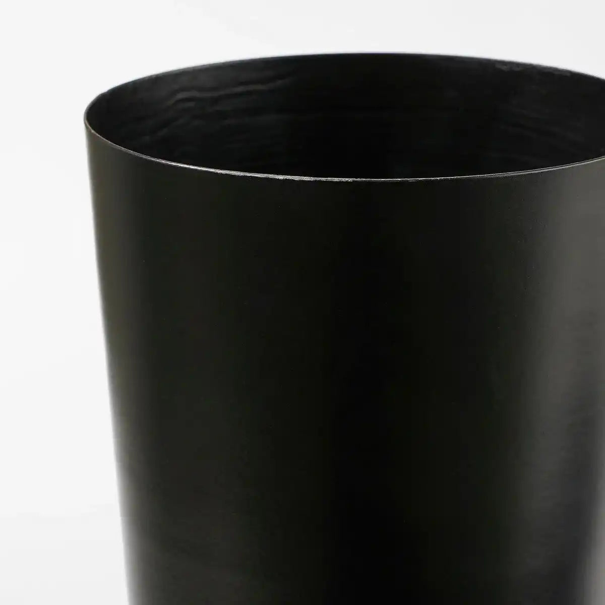Dara Vase – H42 x Ø28 cm – Metall – Schwarz - HomeDesign Knaus