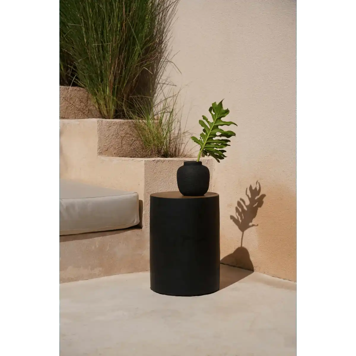 Der Tribe Hocker – Naturschwarz - HomeDesign Knaus