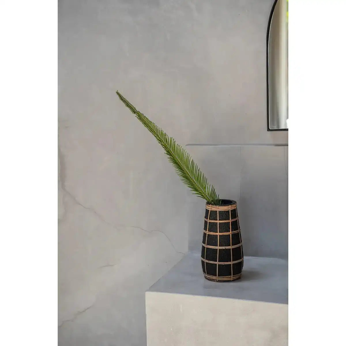 Die Cutie Vase - Schwarz Natur - M - HomeDesign Knaus