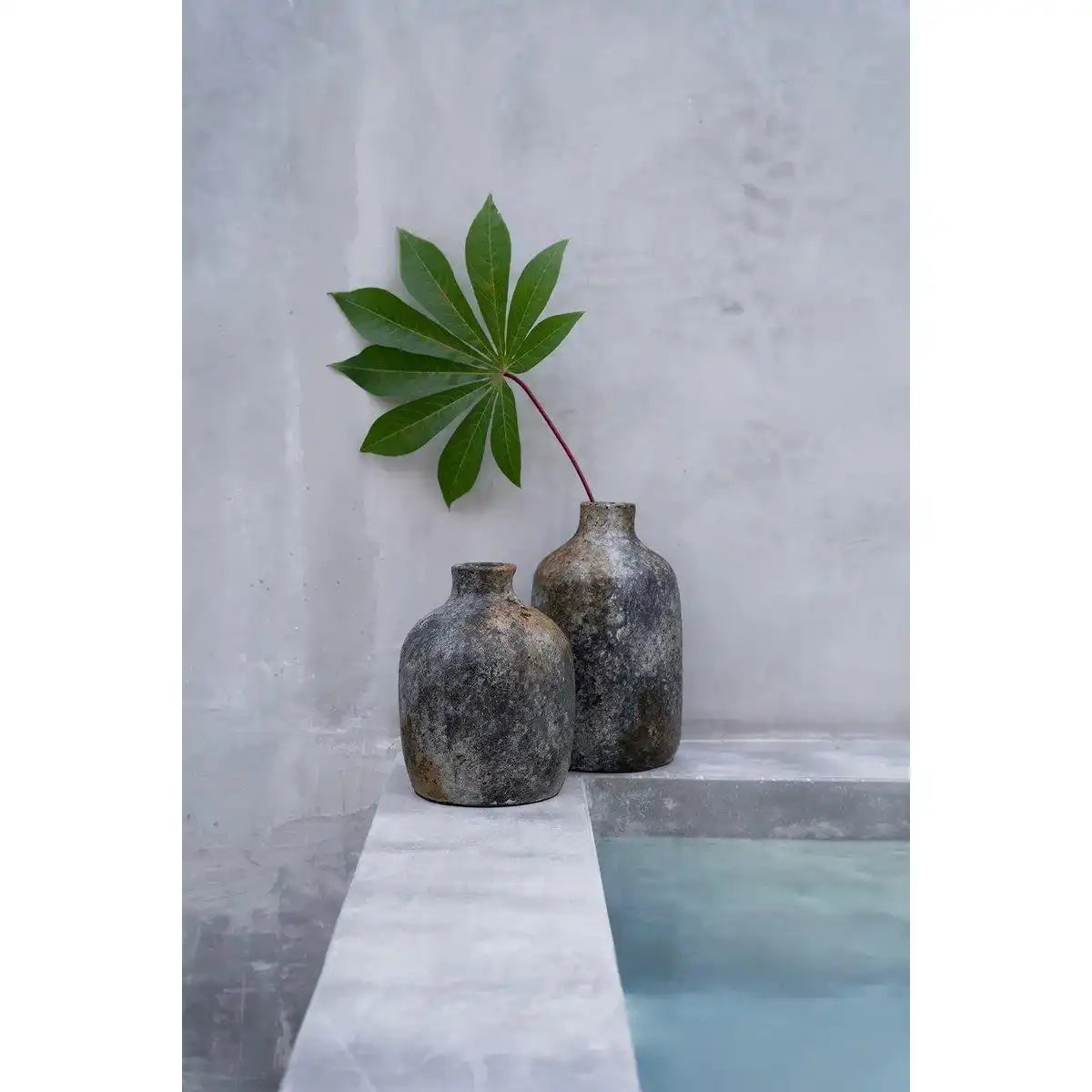 Die klassische Vase – Antikgrau – S - HomeDesign Knaus