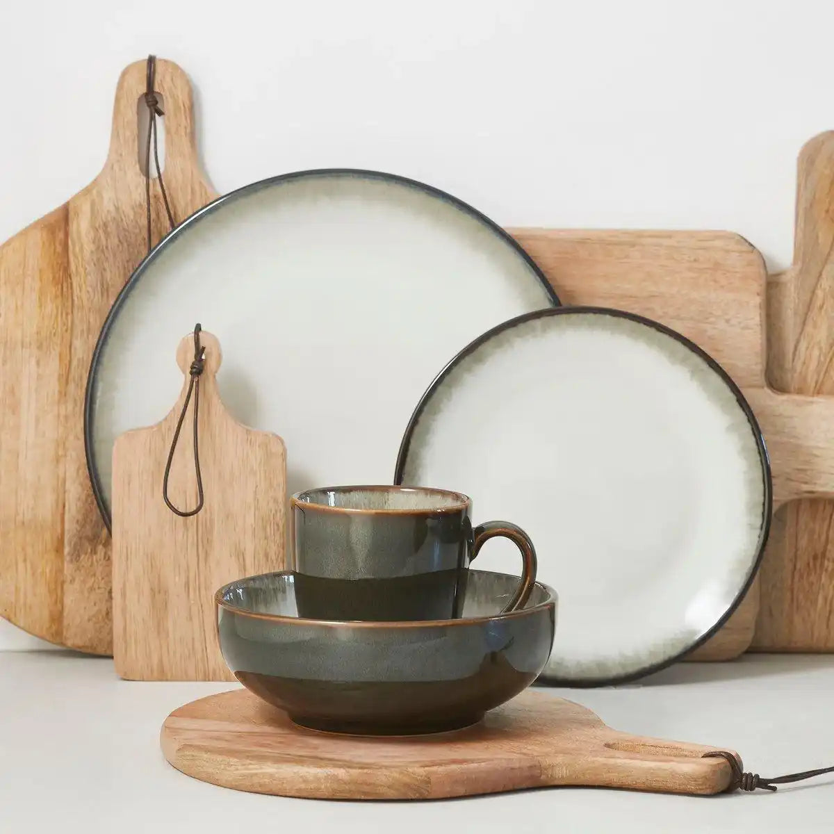 Duko Servierbrett – Ø28 cm – 100 % FSC Mangoholz – Braun - HomeDesign Knaus