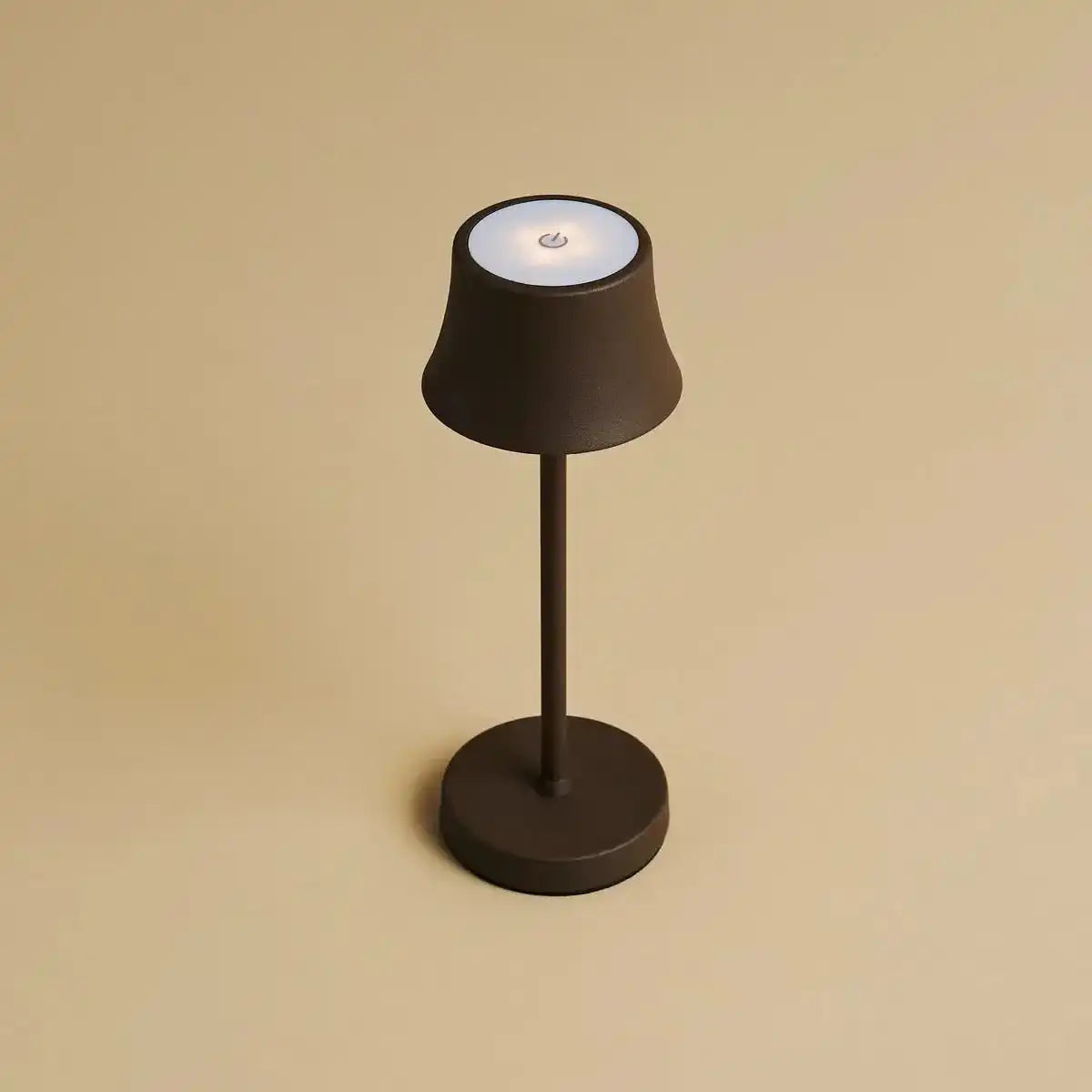 Combi Set Professional-4 x de pijp Mini Mocha Brown wiederaufladbare Tischlampen & 1 x Amstel Wireless Ladestation mit Qi-Technologie