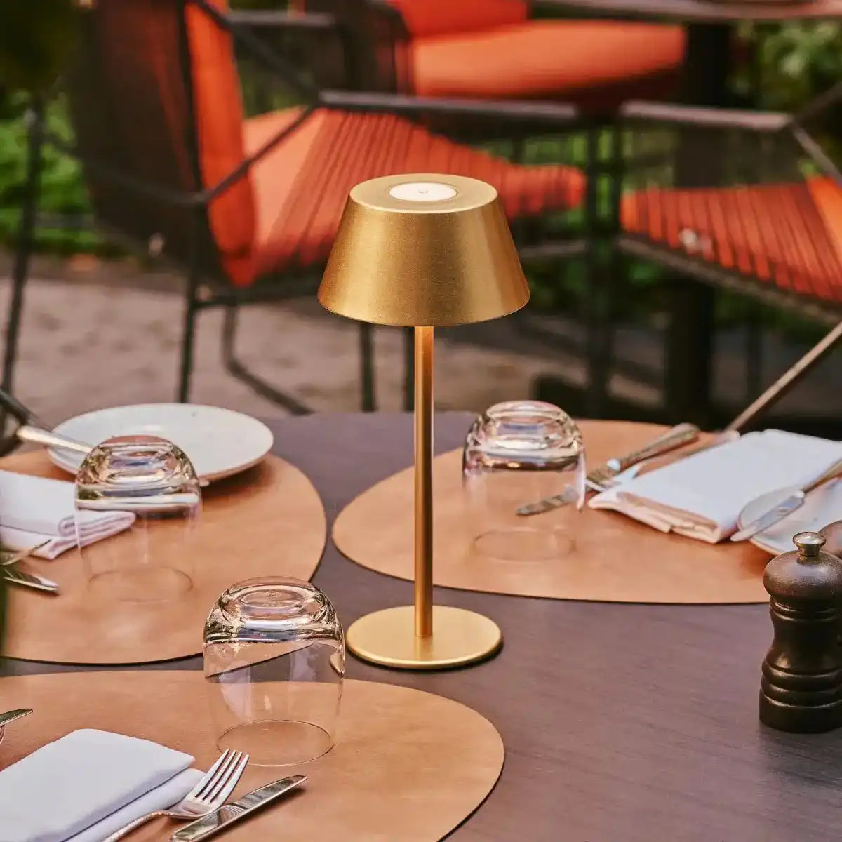 Milou Gold - Tischlampe ohne Kabel l moderne, Design- und 3 Lichtmodi