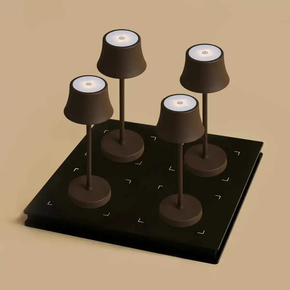 Combi Set Professional-4 x de pijp Mini Mocha Brown wiederaufladbare Tischlampen & 1 x Amstel Wireless Ladestation mit Qi-Technologie