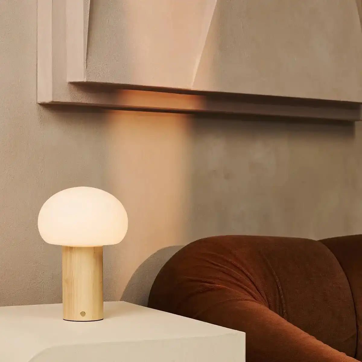 Sam hellbraunes Holztischlampe mit Glas & wiederaufladbarem Akku | Dimmbare und vielseitige Beleuchtung