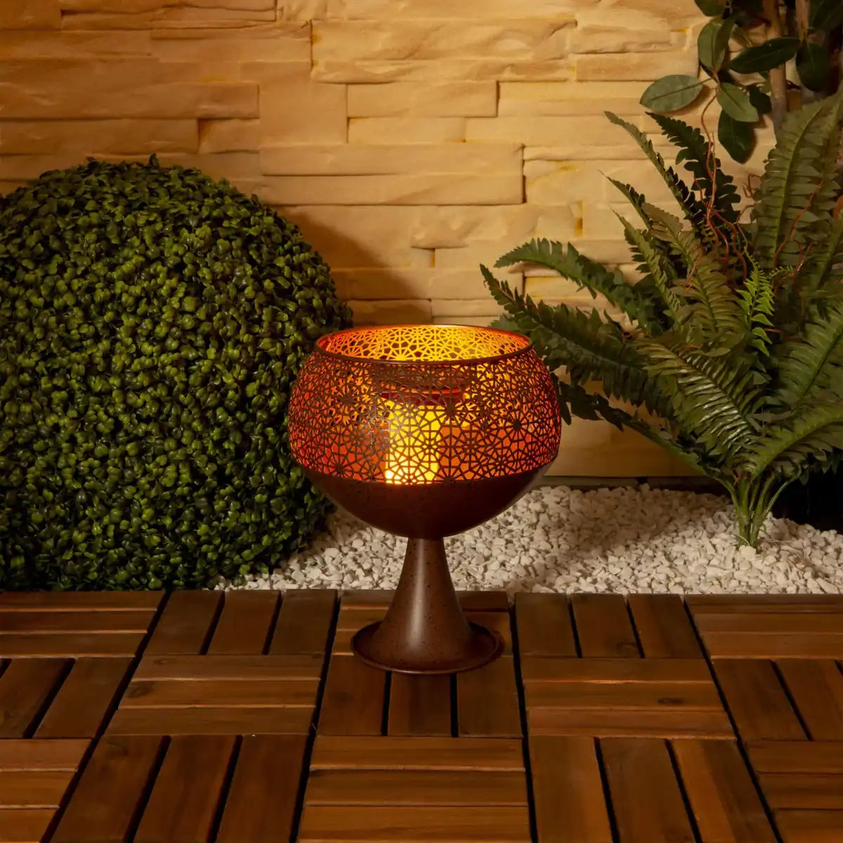 LED Deko-Solarleuchte mit Standfuß 25 cm hoch, mit Flammeneffekt, für Außen, aus rostfarbenem Metall und Kunststoff, mit fest verbauter LED
