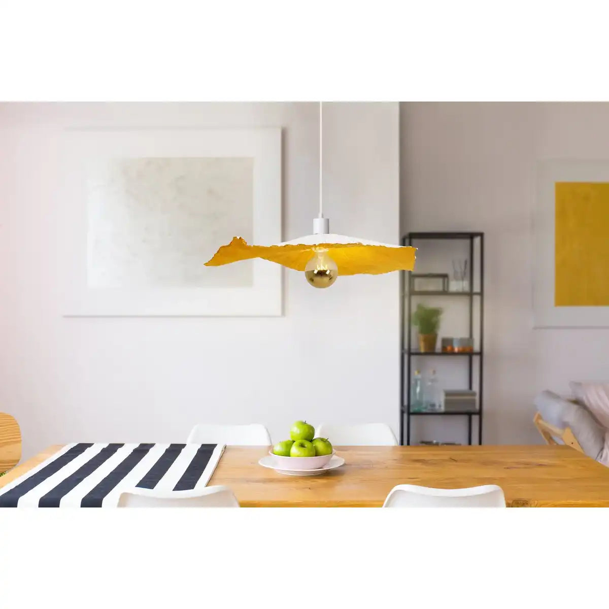 Papier-Pendelleuchte "CRAZY PAPER" Ø 56 cm aus beschichtetem Papier in Weiß, E27-Fassung, Beleuchtung für Wohnräume oder Büro