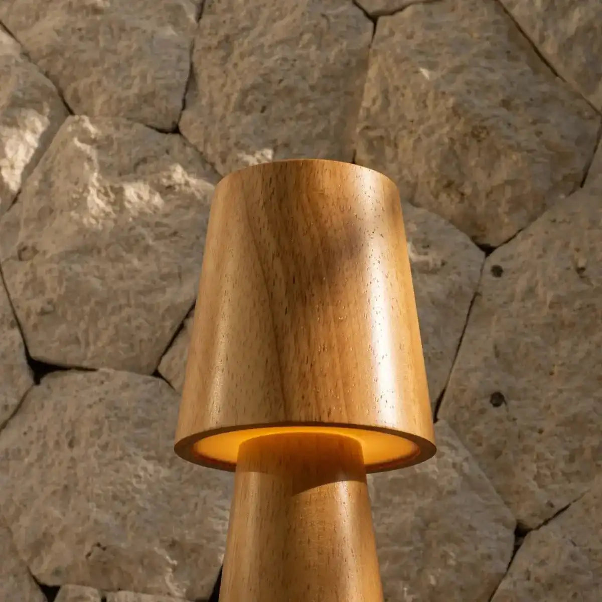 Lucas wiederaufladbare Tischlampe – kabellos, dimmbar und USB-C-Aufladung