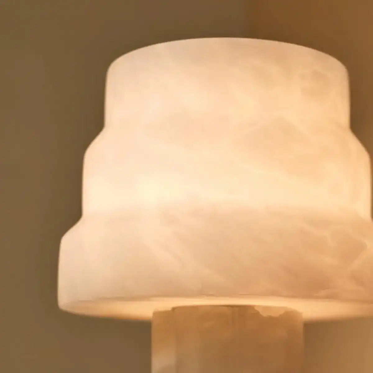 Alessandra Alabasterlampe | Elegante moderne Beleuchtung für Innenräume