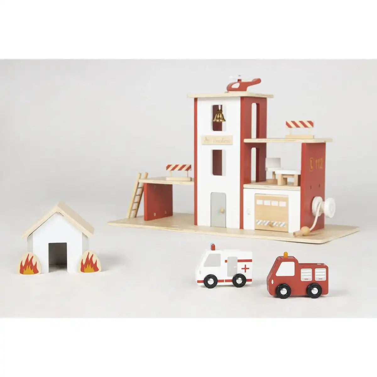 Feuerwehrwache 'Ben' inkl. Zubehör - HomeDesign Knaus