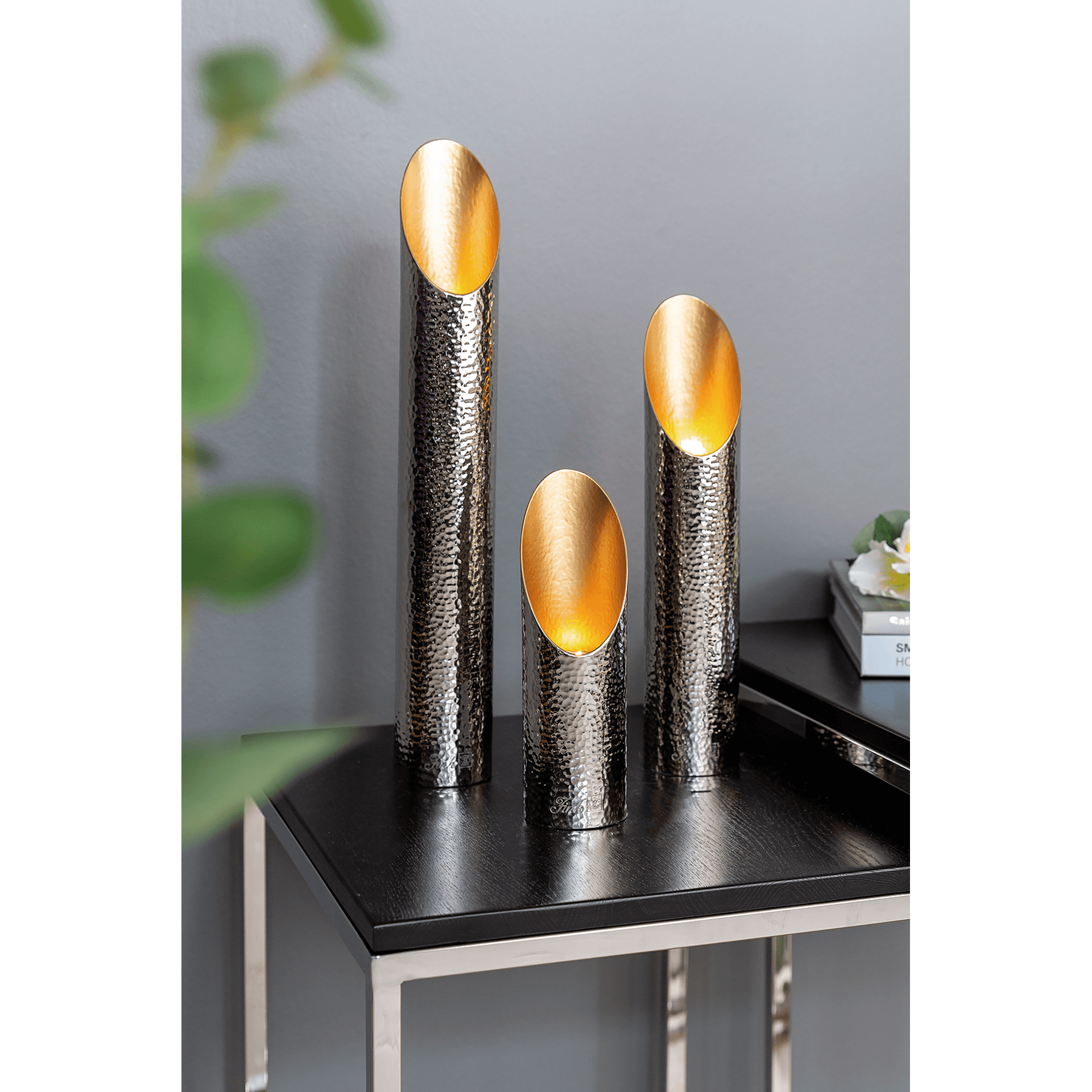 Firat Kerzenständer Aluminium Handarbeit vernickelt gehämmert - HomeDesign Knaus