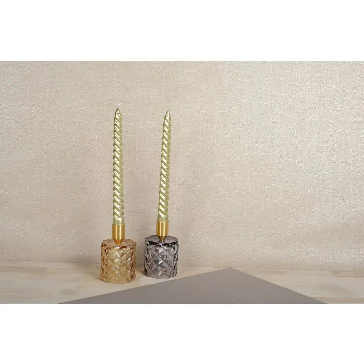 Gelbe und lila runde Kerzensticks - Los 2 - HomeDesign Knaus