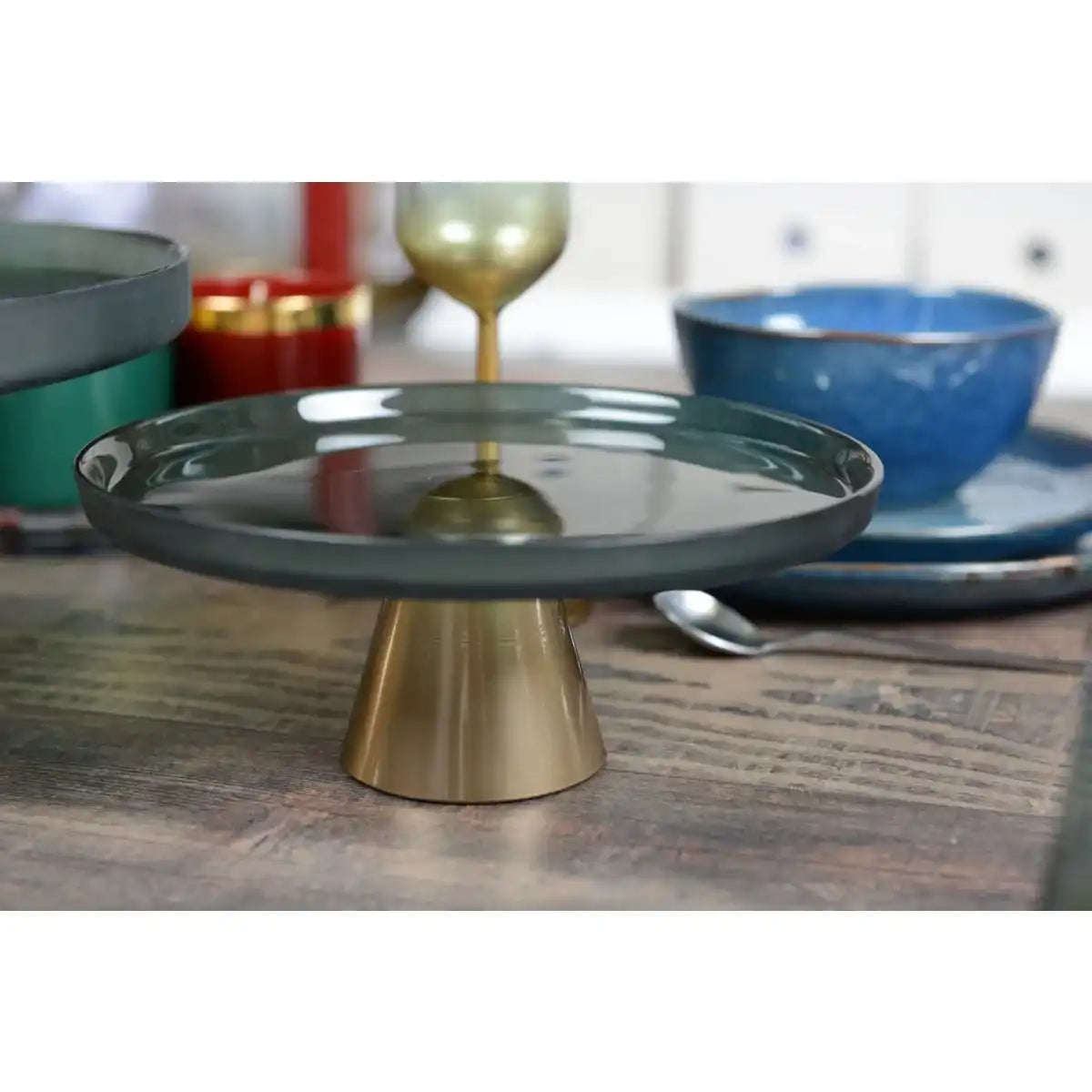 GRÜNES TABLETT AUF GOLDSTÄNDER 28CM - HomeDesign Knaus