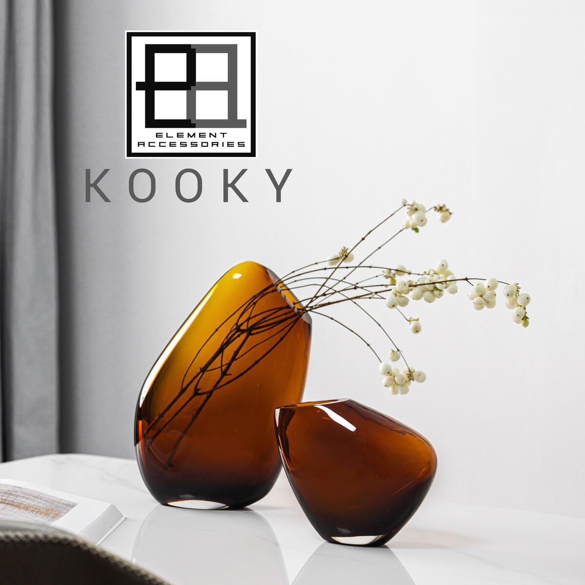 Hohe moderne Vase mit sehr innovativem, schlichtem Design, KOOKY30AM - HomeDesign Knaus