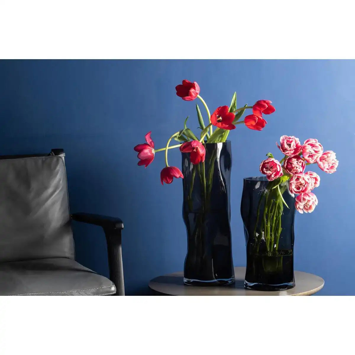 Hohe zylindrische Vase aus 9 mm dickem Glas, unregelmäßige Form, wie schwarzes Holz. ABU40GR - HomeDesign Knaus