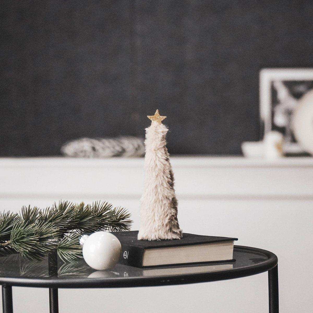 Housevitamin Fuzzy Weihnachtsbaum – Beige – 4,5 x 4,5 x 17,5 cm - HomeDesign Knaus