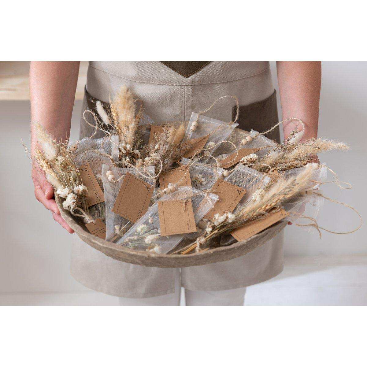 J-Line-Beutel mit Trockenblumen + Hängeetikett mit Nachricht aus Organza, Natur - HomeDesign Knaus