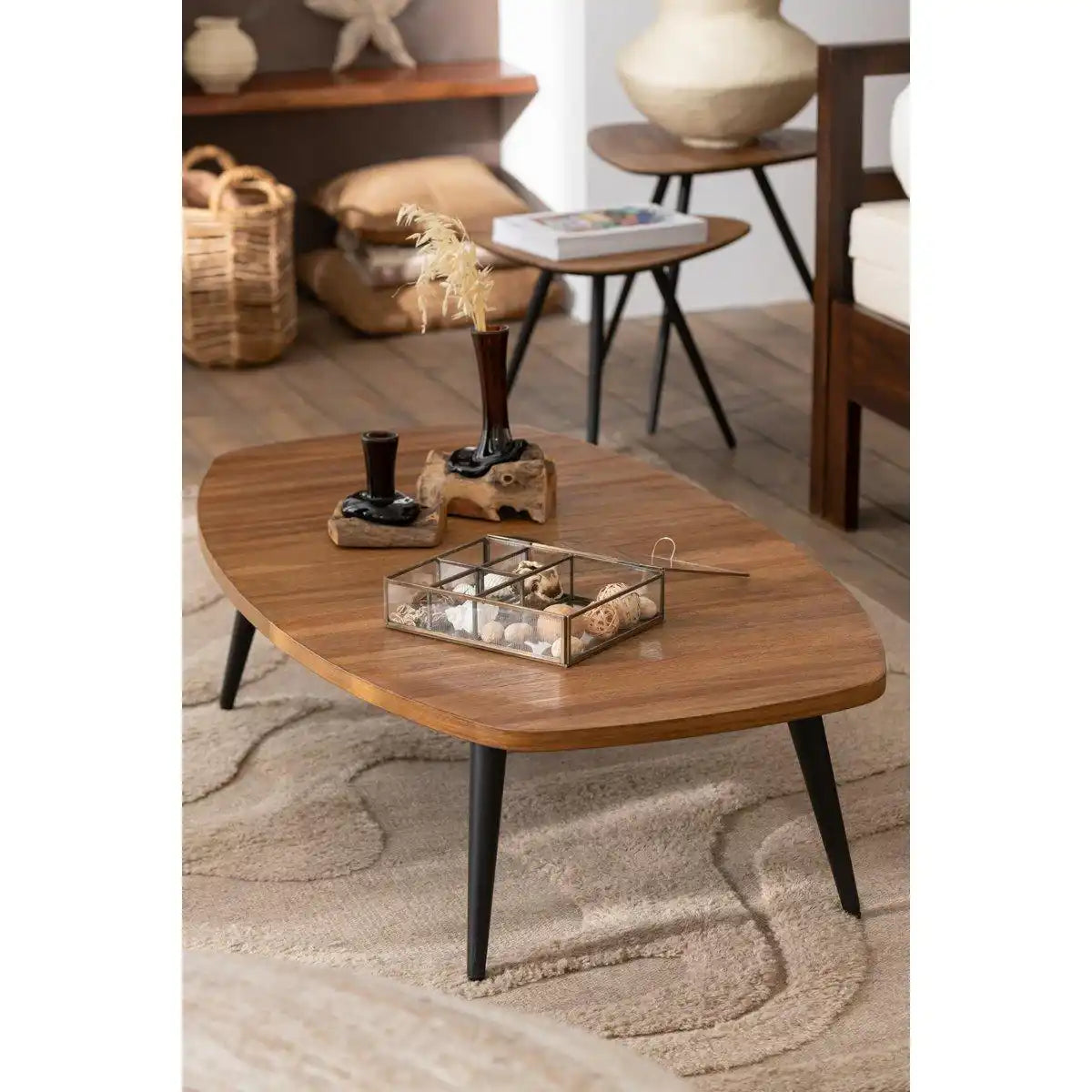 J-Line Couchtisch, rechteckig, recyceltes Teakholz, natur - HomeDesign Knaus