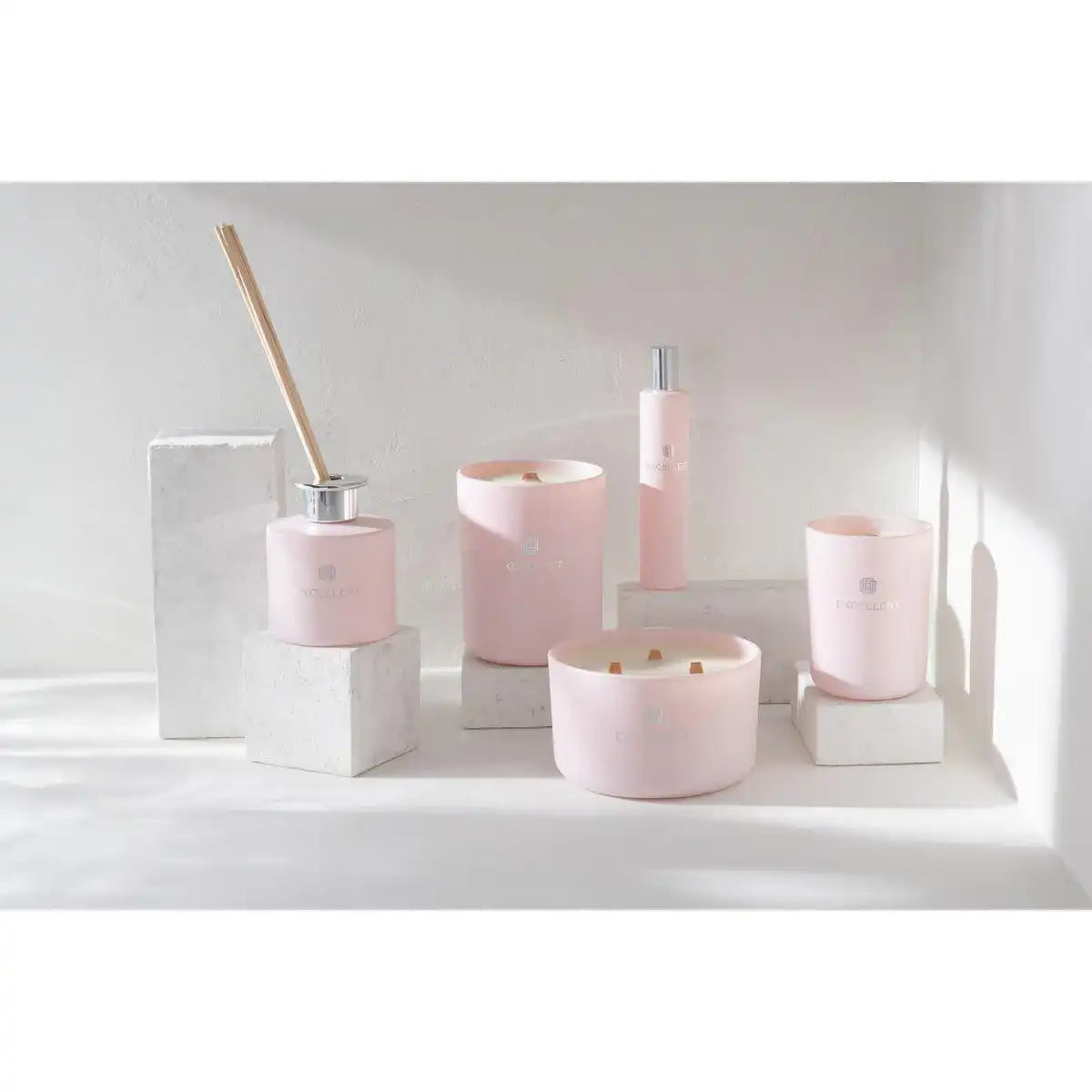 J-Line Duftkerze Excellent – Glas – Rosa – groß – 40U - HomeDesign Knaus