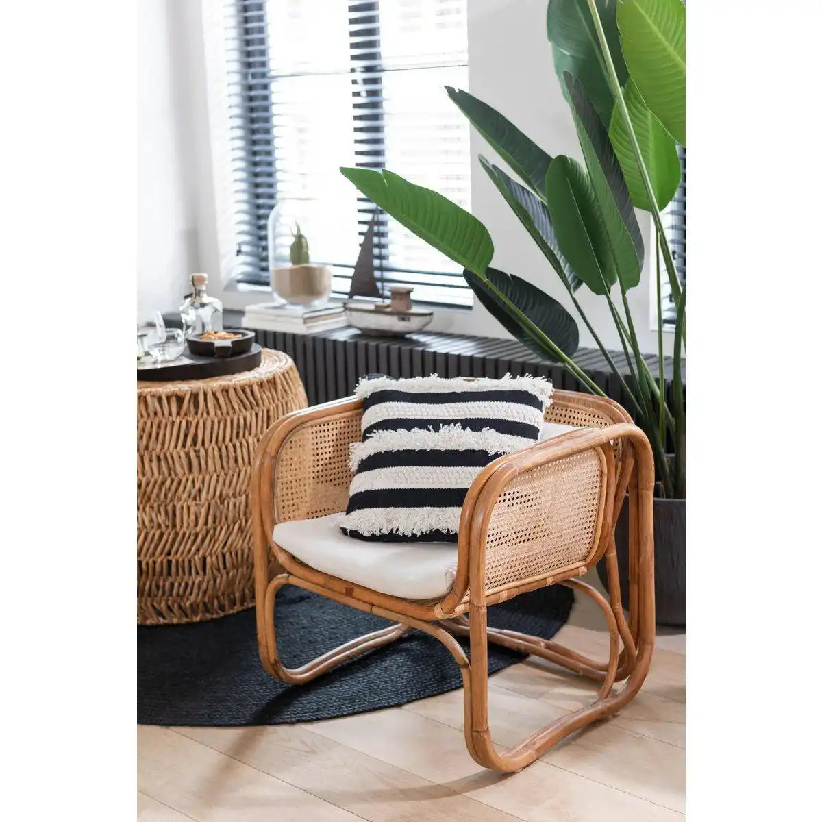 J-Line Hocker Maurice Round Wasserhyazinthe Natur - HomeDesign Knaus