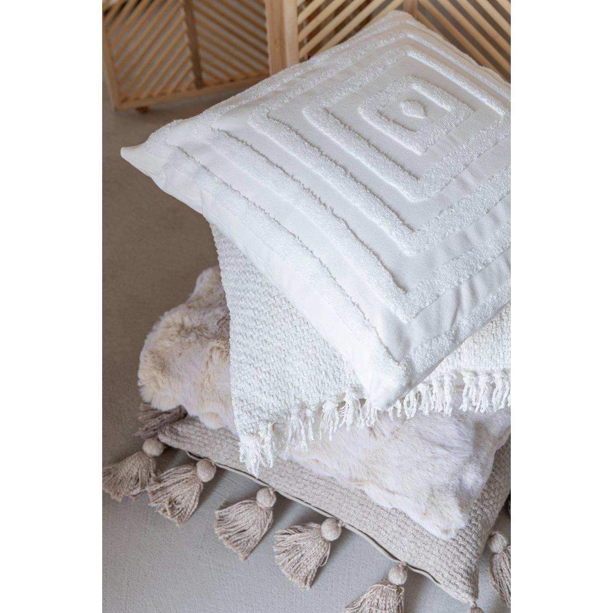 J-Line Kissen mit gewebten Quasten, Baumwolle, Beige - HomeDesign Knaus
