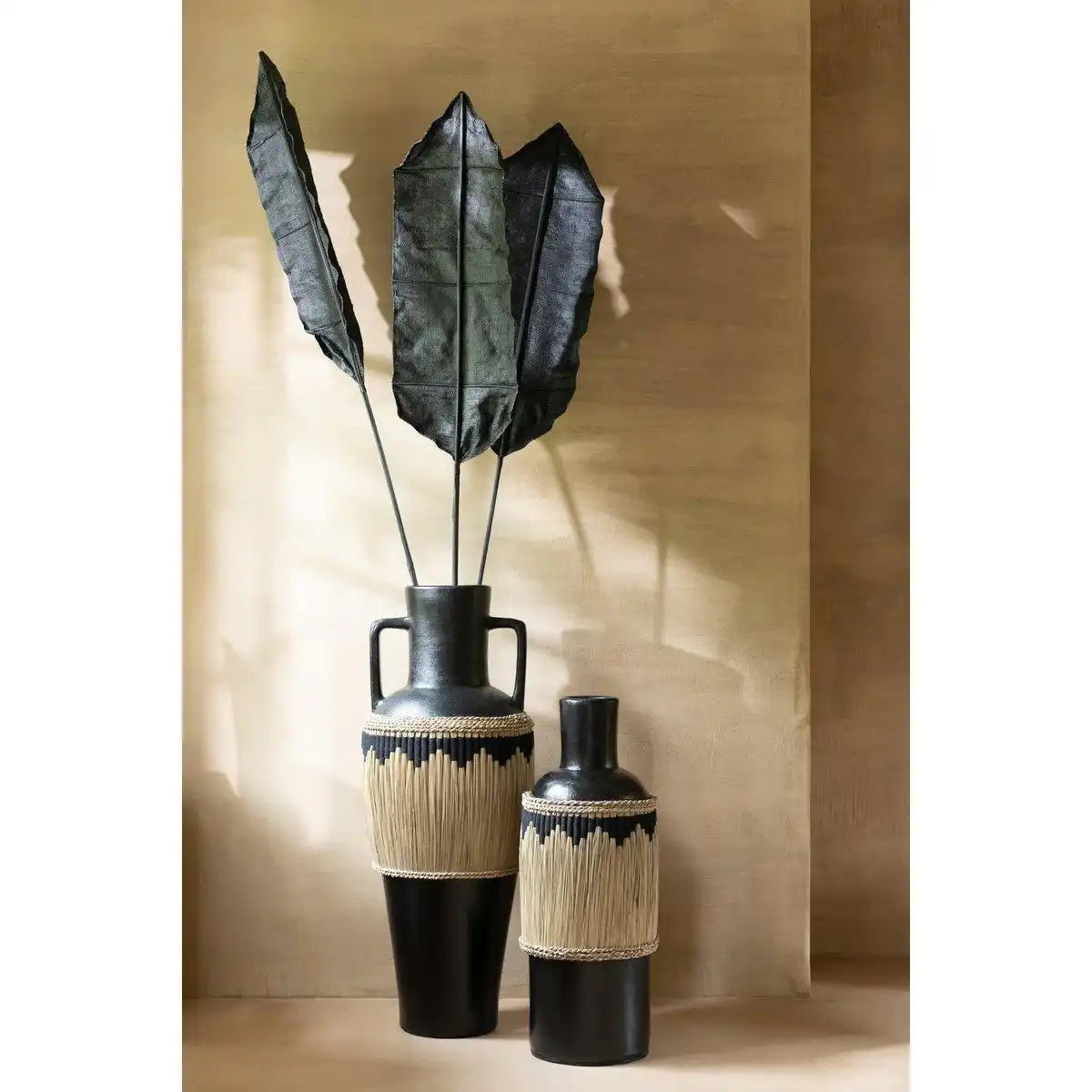 J-Line Leaf Deco Palme Schwarz - HomeDesign Knaus