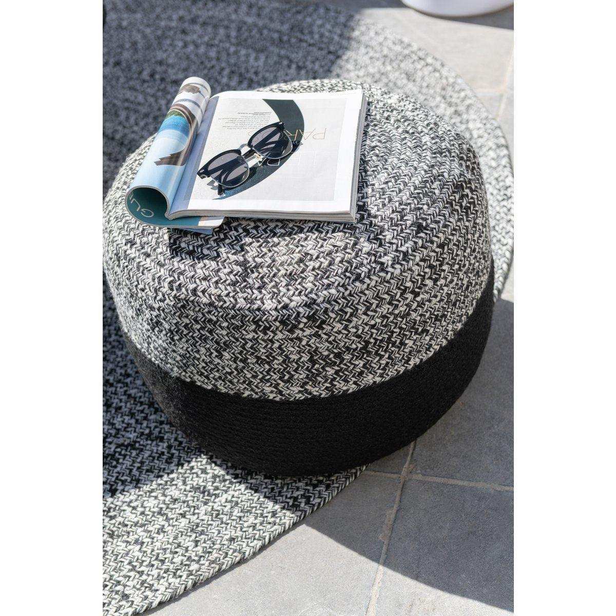J-Line Poef Miami Outdoor Streep Polyester Schwarz/Weiß - HomeDesign Knaus