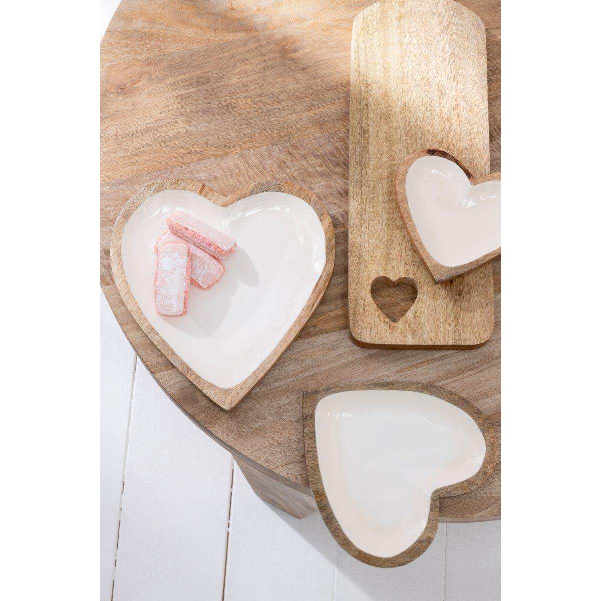 J-Line Schneidebrett Rechteck Herz – Holz – klein - HomeDesign Knaus