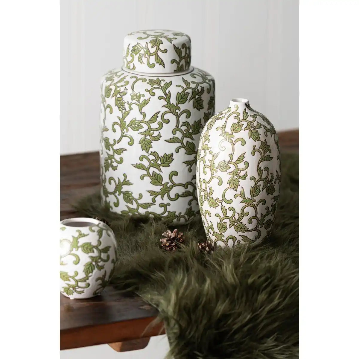 J-Line Vase Yezi Oval Porzellan Grün/Weiß - HomeDesign Knaus