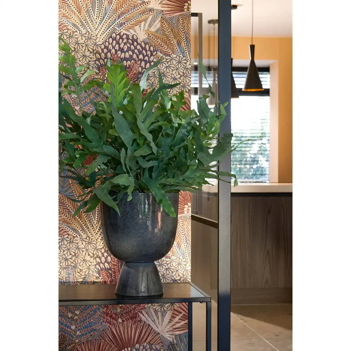James Flowerpot auf Standard - H28 x Ø22 cm - Metall - Grau - HomeDesign Knaus