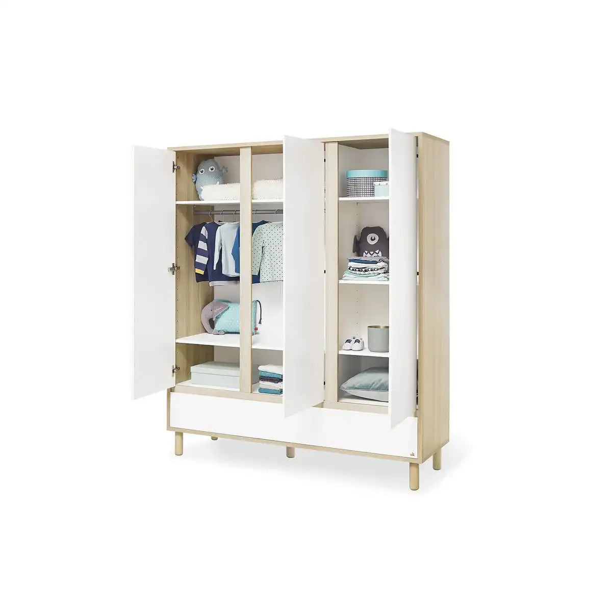 Kinderzimmer 'Flow' breit groß
3-teilig: Kinderbett, breite Wickelkommode, großer Kleiderschrank - HomeDesign Knaus