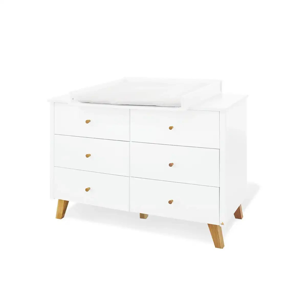 Kinderzimmer 'Hilda & Pan' extra breit groß, weiß
3-teilig: Hausbett, extra breite Wickelkommode, großer Kleiderschrank - HomeDesign Knaus