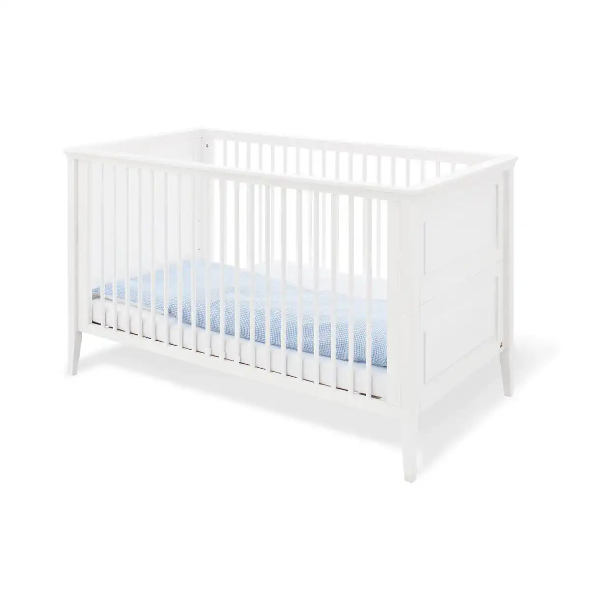 Kinderzimmer 'Smilla' extrabreit3-teilig: Kinderbett, extrabreite Wickelkommode, 2-türiger Kleiderschrank - HomeDesign Knaus